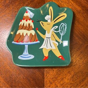 Danica Jubilee Baking Bunny Dish